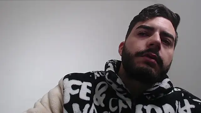 Snapshot of thomas_gun chatting on 19, 1, 2026 thomas gun online show from 19, 1, 2026