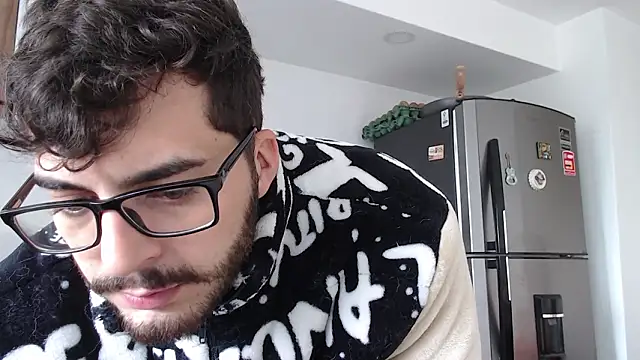 Snapshot of thomas_gun chatting on 31, 1, 2026 thomas gun online show from 31, 1, 2026