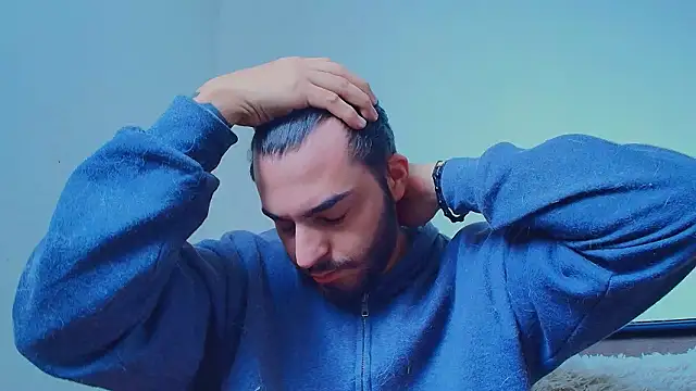 Snapshot of thomas_gun chatting on 7, 3, 2026 thomas gun online show from 7, 3, 2026