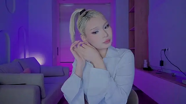 RileyMee online show from 23, 9, 2025