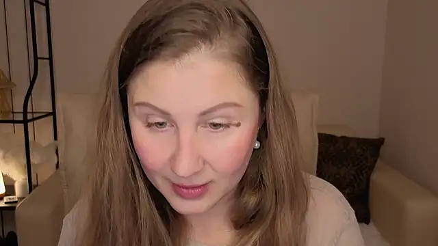 Helens love online show from 4, 10, 2025