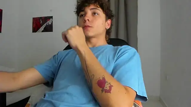 Snapshot of Joe23__ chatting on 1, 10, 2025 Joe23 online show from 1, 10, 2025