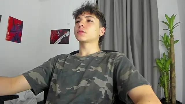 Snapshot of Joe23__ chatting on 13, 11, 2025 Joe23 online show from 13, 11, 2025