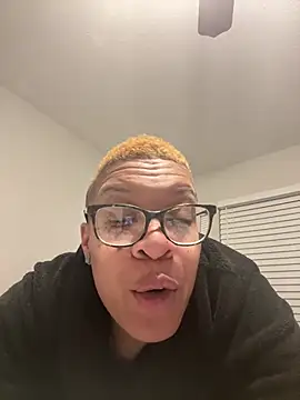 SexyHoneyRedd online show from 6, 3, 2026