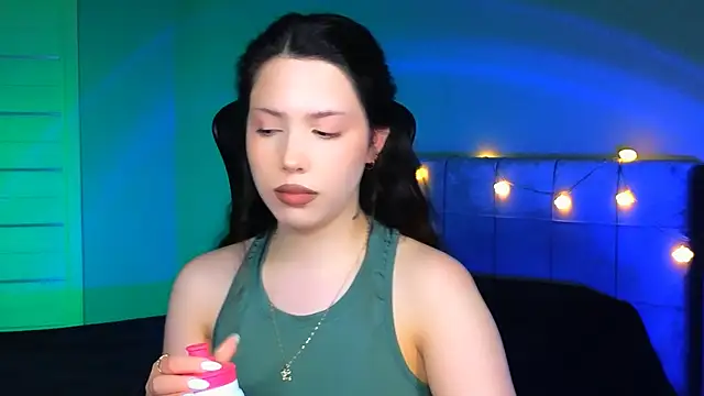 Stacy Gonzales  online show from 19, 3, 2025