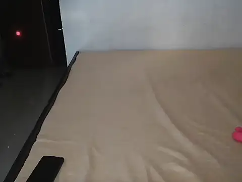 WildRuhi20 online show from 9, 9, 2025