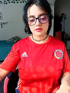 Lin-cute online show from 6, 2, 2025