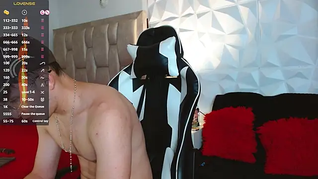 santyago taylor online show from 4, 12, 2024