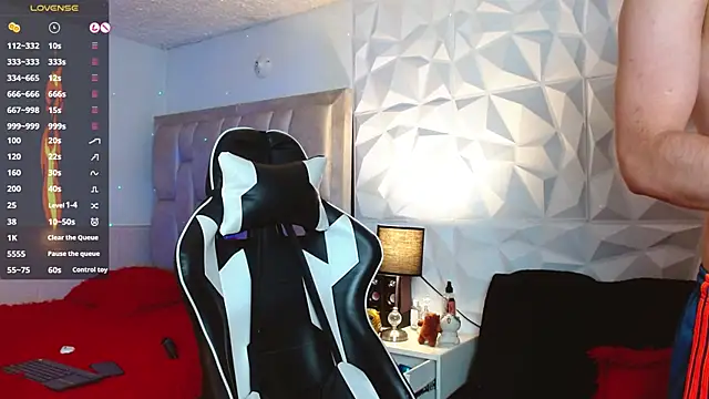 santyago taylor online show from 8, 12, 2024