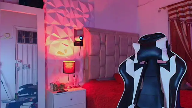 santyago taylor online show from 26, 12, 2024