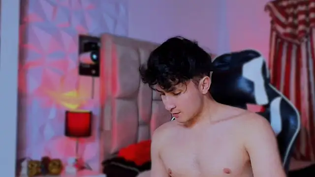 santyago taylor online show from 28, 1, 2025