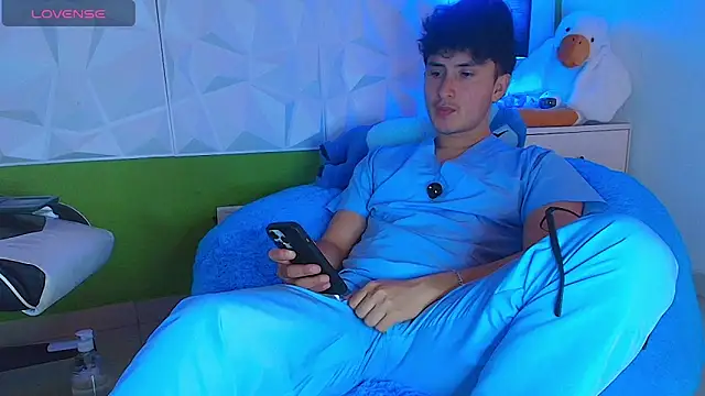 santyago taylor online show from 12, 9, 2025