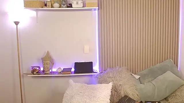 Snapshot of sammy_quinn chatting on 8, 2, 2025 sammy quinn online show from 8, 2, 2025