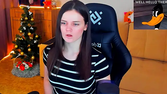 Snapshot of Lora_Cain chatting on 22, 12, 2024 Lora Cain online show from 22, 12, 2024