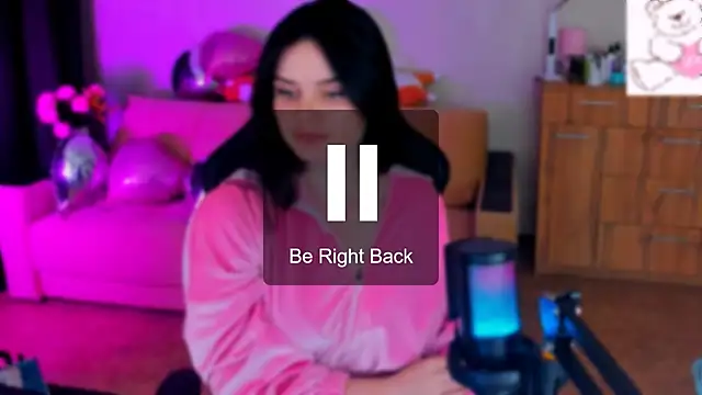 Snapshot of Lora_Cain chatting on 22, 2, 2025 Lora Cain online show from 22, 2, 2025