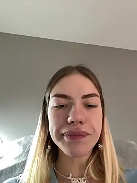 -Sexy Barbie- online show from 21, 2, 2025