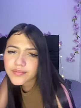 alisson carolina73 online show from 25, 1, 2025