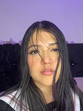 alisson carolina73 online show from 6, 2, 2025