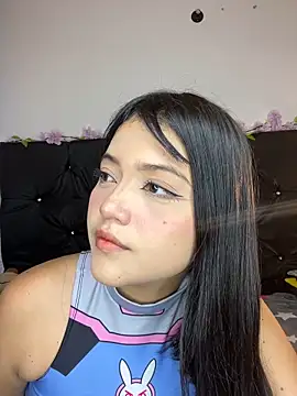 alisson carolina73 online show from 15, 3, 2025