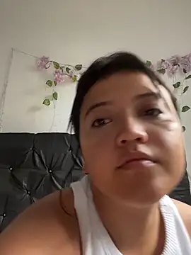 alisson carolina73 online show from 8, 3, 2026