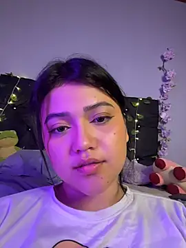 alisson carolina73 online show from 8, 6, 2026