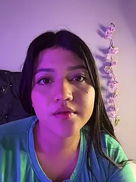 alisson carolina73 online show from 18, 6, 2026