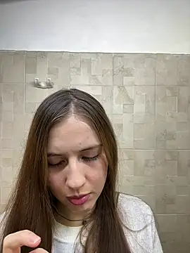 br00klynhaze420 online show from 13, 7, 2026
