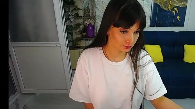 Snapshot of GoldenLadyyy chatting on 8, 3, 2025 GoldenLadyyy online show from 8, 3, 2025