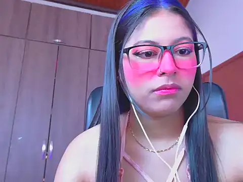  ALLYSON18  online show from 17, 7, 2026
