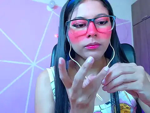  ALLYSON18  online show from 5, 8, 2026