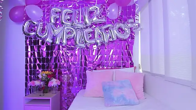 Snapshot of Brisa_blue chatting on 18, 12, 2024 Brisa blue online show from 18, 12, 2024