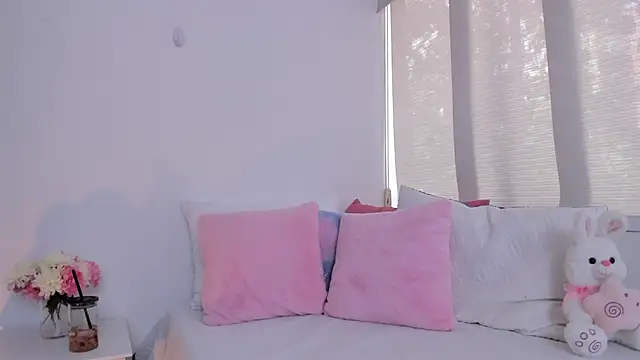 Snapshot of Brisa_blue chatting on 19, 2, 2025 Brisa blue online show from 19, 2, 2025