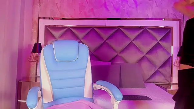 ammy durand online show from 23, 12, 2024