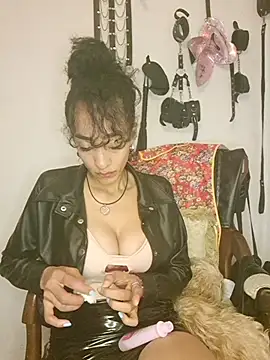SamaraMartinez online show from 24, 4, 2026