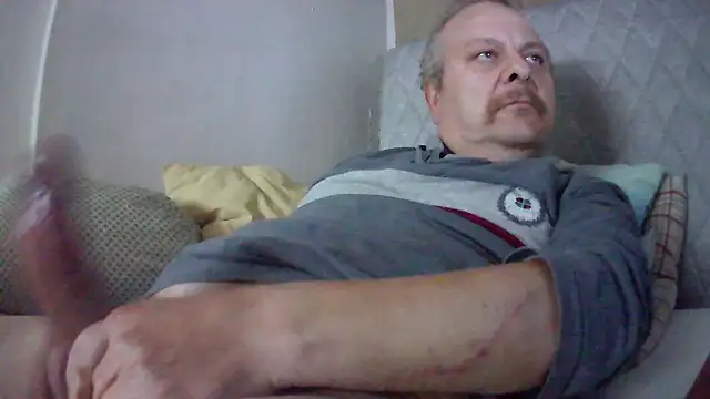 amylrmm1903 online show from 12, 10, 2025