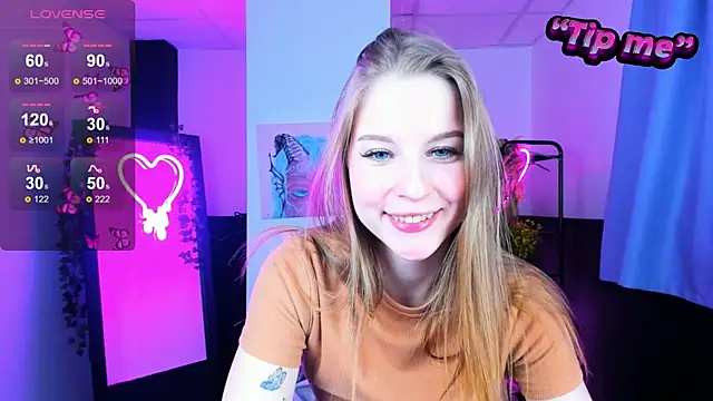 Snapshot of CuteMousee chatting on 7, 1, 2025 CuteMousee online show from 7, 1, 2025