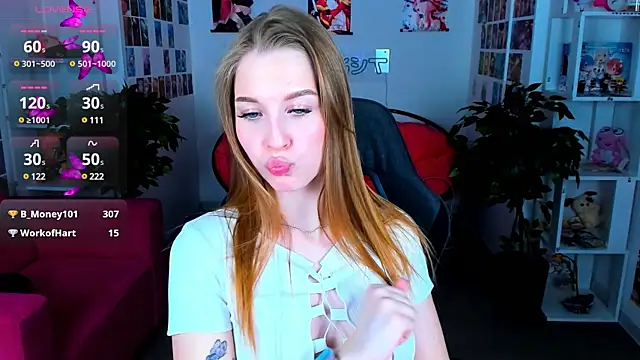 Snapshot of CuteMousee chatting on 10, 1, 2025 CuteMousee online show from 10, 1, 2025