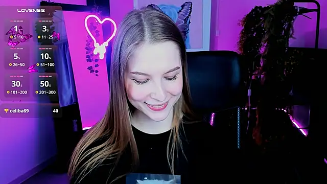 Snapshot of CuteMousee chatting on 25, 2, 2025 CuteMousee online show from 25, 2, 2025