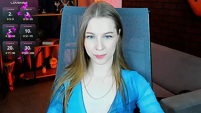 Snapshot of CuteMousee chatting on 26, 2, 2025 CuteMousee online show from 26, 2, 2025