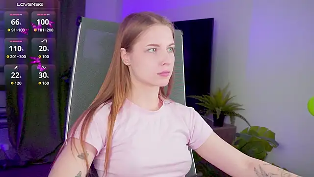 Snapshot of CuteMousee chatting on 20, 9, 2025 CuteMousee online show from 20, 9, 2025