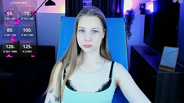 Snapshot of CuteMousee chatting on 6, 2, 2026 CuteMousee online show from 6, 2, 2026