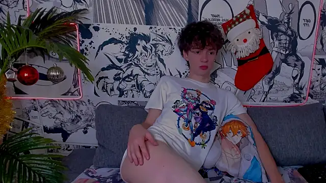 Snapshot of LukeSweet chatting on 18, 12, 2025 LukeSweet online show from 18, 12, 2025