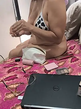 Nadia-melej online show from 3, 8, 2026