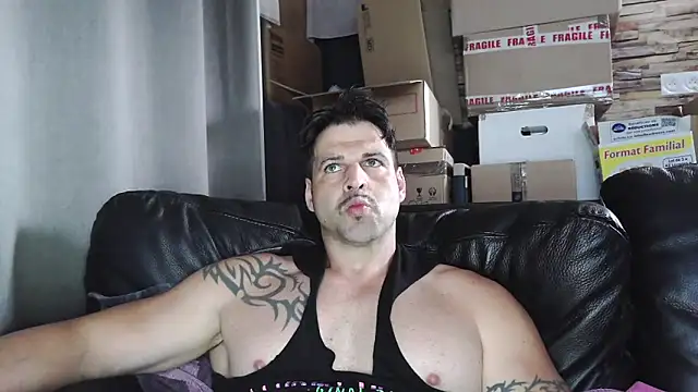 XxBigboybandxX online show from 26, 4, 2026