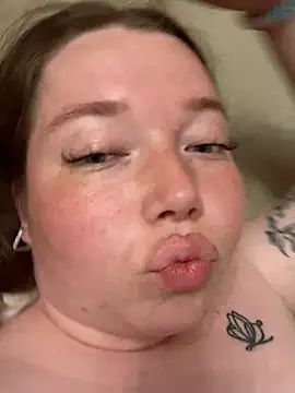 Snapshot of Blush_Lolaa chatting on 7, 7, 2026 Blush Lolaa online show from 7, 7, 2026