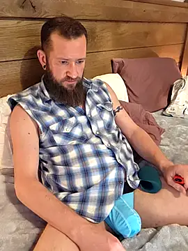 Snapshot of Icebearsticlese chatting on 7, 2, 2026 Icebearsticlese online show from 7, 2, 2026