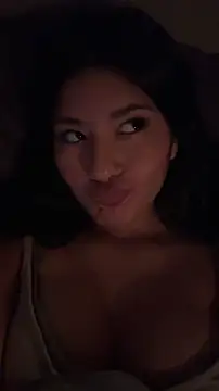 Snapshot of princesschini chatting on 2, 5, 2026 princesschini online show from 2, 5, 2026