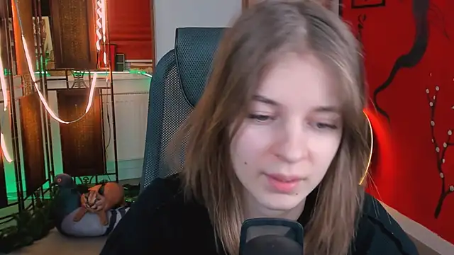 TinaDavil online show from 9, 1, 2025