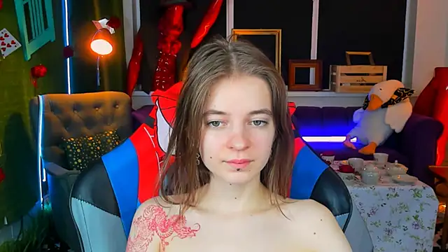 TinaDavil online show from 18, 3, 2025