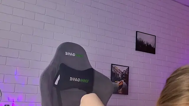 TinaDavil online show from 19, 2, 2026